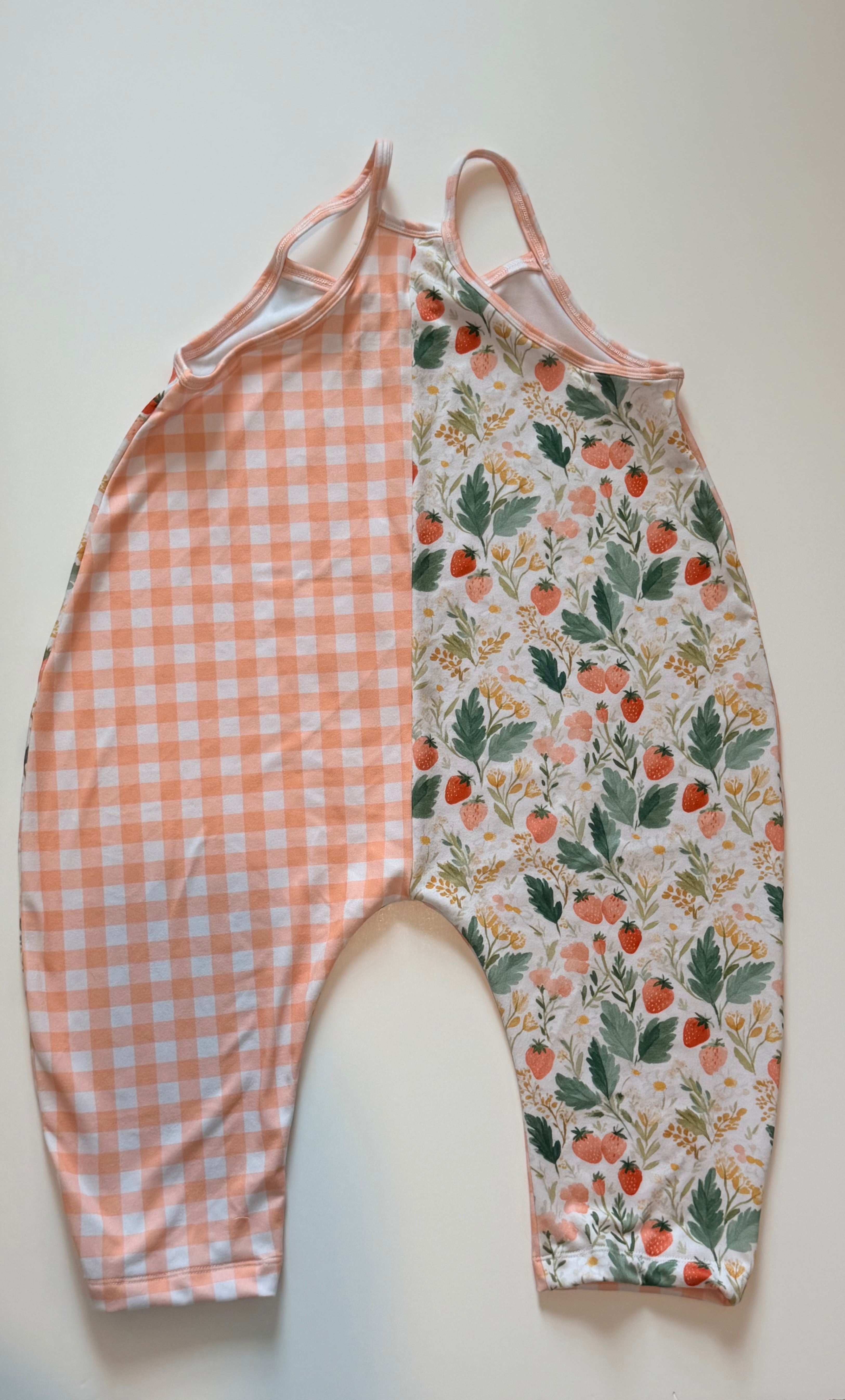Strawberry & Gingham Split Terran - 3T